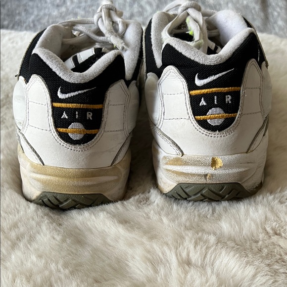 Nike Air Tennis Shoes size 12 - Picture 6 of 9